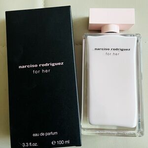 NIB Narciso Rodriguez For Her Eau de Parfum